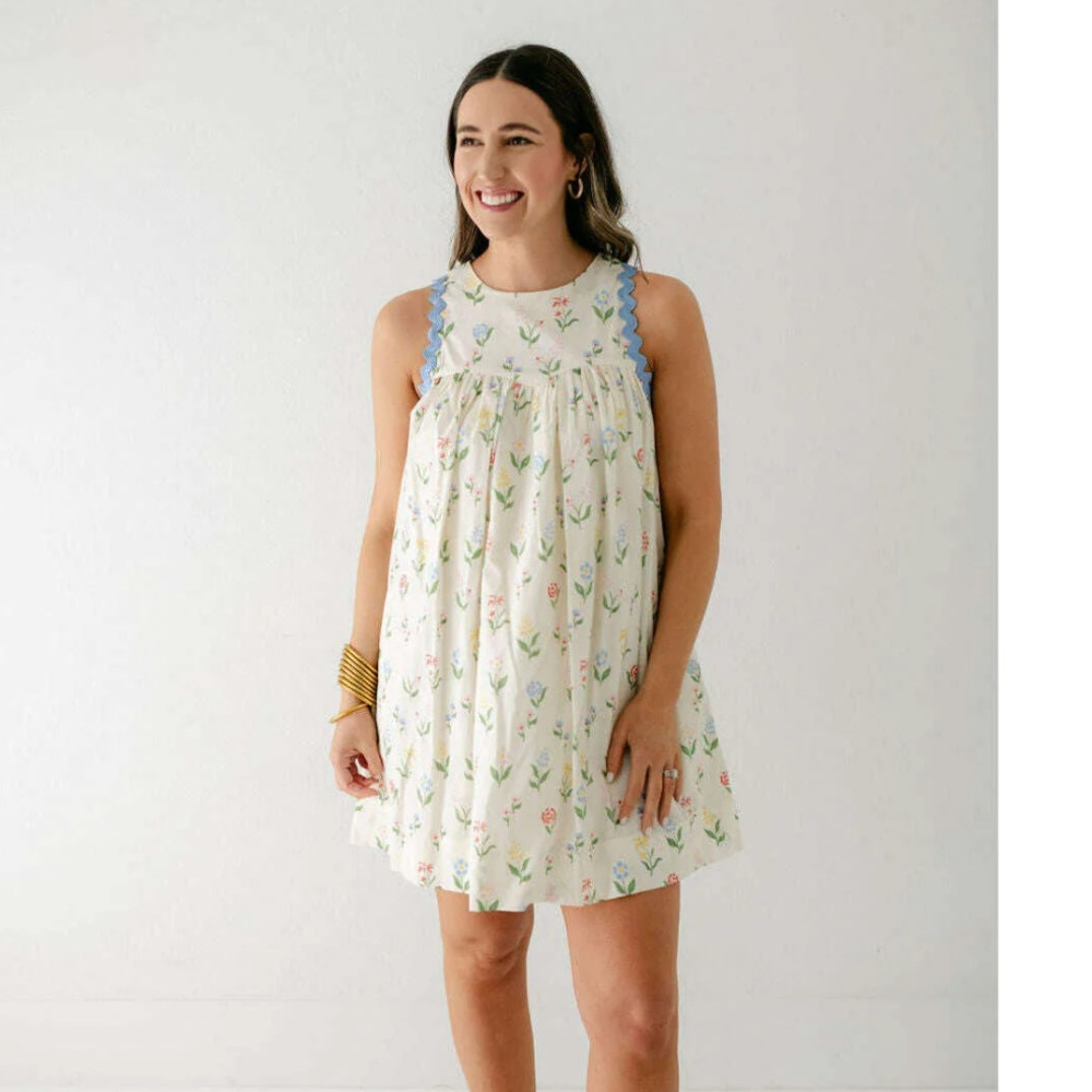 Aureum Floral Sweetheart Mini Dress - Large